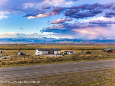 Lake Home For Sale in Pinedale, Wyoming