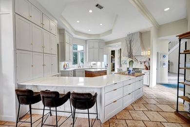 Over 6000sqft, 4 bed, 4.5 bath by Greg Frazier. This stunning - photo 24