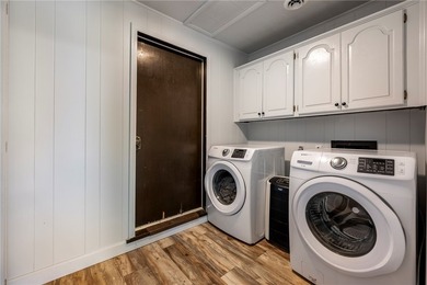 Featuring high-end finishes, no detail was spared in this - photo 27