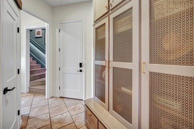 Over 6000sqft, 4 bed, 4.5 bath by Greg Frazier. This stunning - photo 28