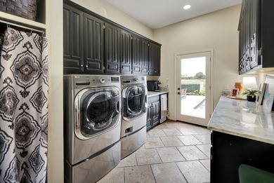 Over 6000sqft, 4 bed, 4.5 bath by Greg Frazier. This stunning - photo 30