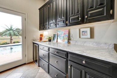 Over 6000sqft, 4 bed, 4.5 bath by Greg Frazier. This stunning - photo 32