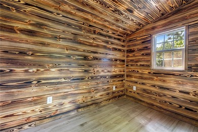 Featuring high-end finishes, no detail was spared in this - photo 40