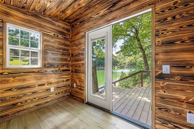 Featuring high-end finishes, no detail was spared in this - photo 41