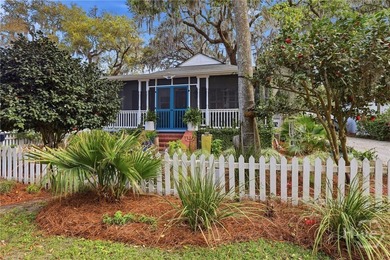 Isle of Hope is a remarkable neighborhood in a City known for - photo 1