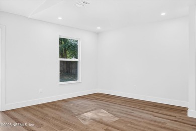 OPEN HOUSE SAT JULY 25 1PM-4PM*** FULLY RENOVATED, EVERYTHING IS - photo 8