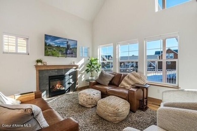 Customized 3-bedroom bungalow in Dover Bay Resort on Lake Pend - photo 5