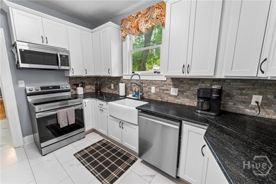 Income-producing duplex in desirable Baldwin Park offering a - photo 9