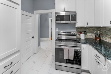 Income-producing duplex in desirable Baldwin Park offering a - photo 10