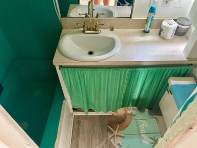 This home is perfect for an individual or a couple looking to - photo 12