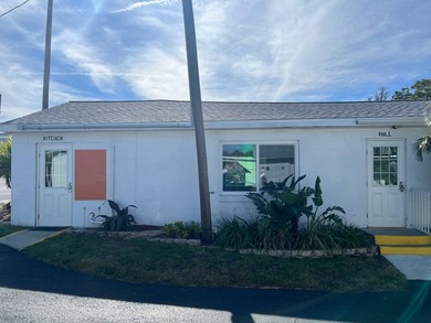 This home is perfect for an individual or a couple looking to - photo 22