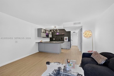 Beautifully renovated 1-bedroom condo in the heart of Wilton - photo 4
