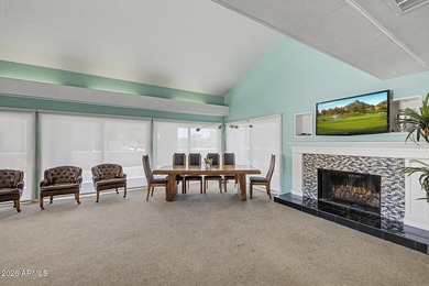 Stunning, completely remodeled 3rd-floor condo offering - photo 37
