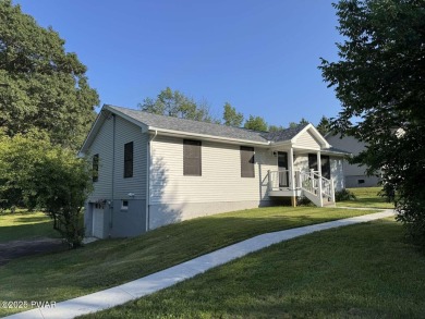 Lake Home For Sale in Jefferson, Pennsylvania