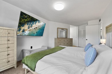 Hidden gem alert! Welcome to this spacious 2-bed, 2-bath