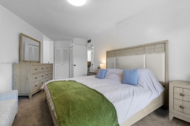 Hidden gem alert! Welcome to this spacious 2-bed, 2-bath