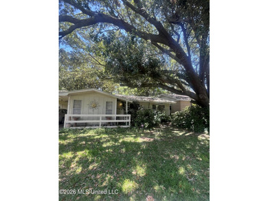 Opportunity awaits with this 3-bedroom, 1-bath home located in - photo 1