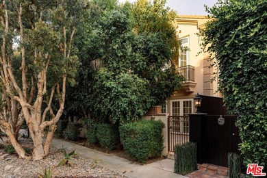 Nestled in Marina Del Rey's highly coveted Silver Strand - photo 2