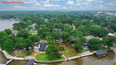 Lake Lot For Sale in Gun Barrel City, Texas