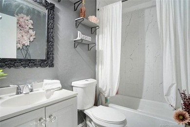 Welcome home to this 3 bedroom 2 bath 2 car garage with Pool - photo 16