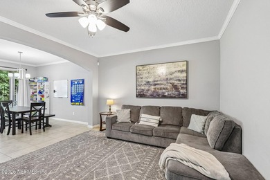 Welcome to Durbin Crossing! This beautifully maintained 3Bdr, 2 - photo 7
