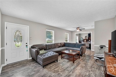 This 3-bedroom, 2-bath residence on Wilmington Island offers - photo 6