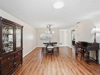 BRICK TOWNHOME, SINGLE FLOOR, NEW ROOF 2023, NEW A/C 2024, END - photo 8