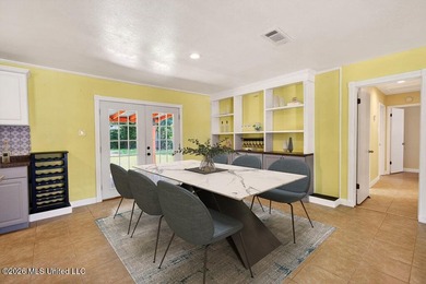 Charming home on a large lot in Ocean Springs a short drive from - photo 3