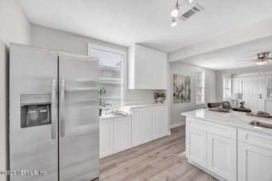 Beautifully Updated home! Home has an extra room that can be - photo 8