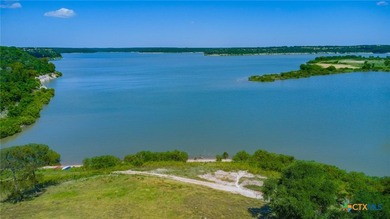 One of a kind Lake Belton property, 1.7 acres with access to the - photo 17