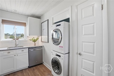 Oceanfront 2BR/2BA 856sqft Updated Vacation Rental Condo Located - photo 10