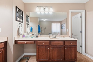 Welcome to the perfect blend of space, comfort, and - photo 38