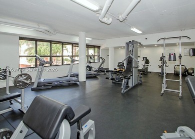 Exceptional Value! Best-priced 2-bedroom, 2-bath oceanfront - photo 6