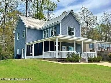 Lake Home For Sale in Eclectic, Alabama