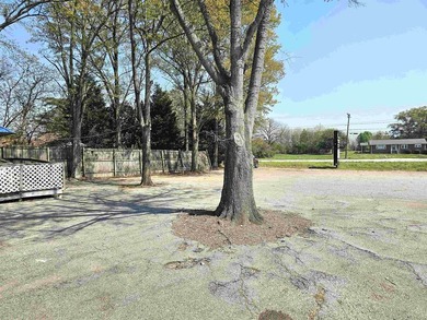 REDUCED!! IDEAL LOCATION for small business or retail! HIGHLY - photo 11