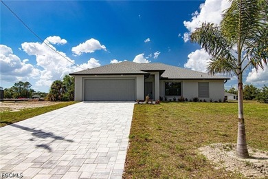This is a MUST SEE! BRAND NEW WATERFRONT HOME WITH 4 BEDROOMS, 2 - photo 29