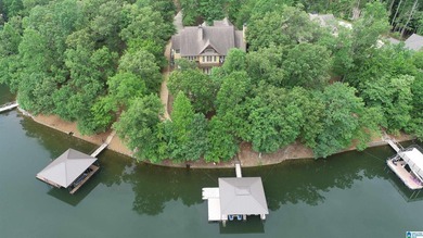 HUGE PRICE REDUCTION!! This beautiful custom built 5 bedroom/5 - photo 43