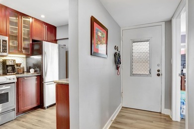 Move-in ready and thoughtfully updated, this charming 2-bed - photo 4