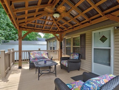 Welcome to lake life at Rough River Lake! This fully furnished - photo 18