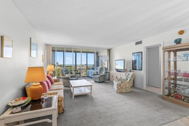 PARADISE FOUND!!!  2 Bedroom 2 Bath condo with Ocean View in - photo 2