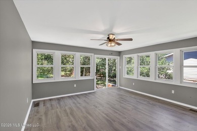 Welcome to Bayou View! This beautifully updated 3-bedroom - photo 4