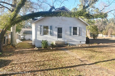 (private lake, pond, coastal) Home For Sale in Alexander City Alabama