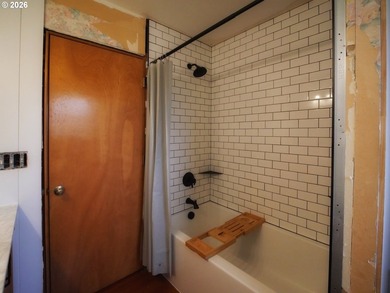 Could this be the financeable, light-fixer of your dreams? - photo 34