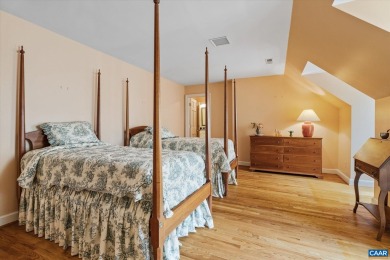 Situated at the foothills of the Blue Ridge Mountains, White - photo 42