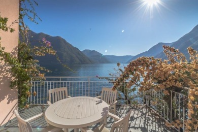 Lake Home For Sale in Como, Lombardy, Italy