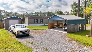 Escape to your own private lakeside retreat! Nestled on 1.3 - photo 6