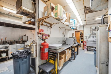 Business For Sale: Maryland Fried Chicken is an independently - photo 18