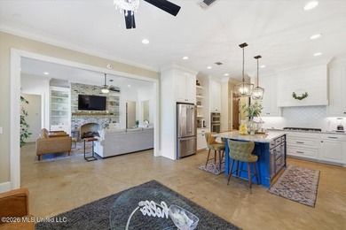 Welcome to this move-in ready lakefront home in desirable - photo 25