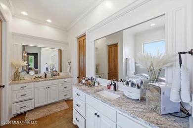 Welcome to this move-in ready lakefront home in desirable - photo 31