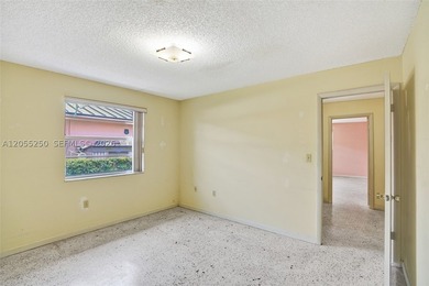 Excellent Investment Opportunity - Duplex in Miami, FL 33133 - photo 33